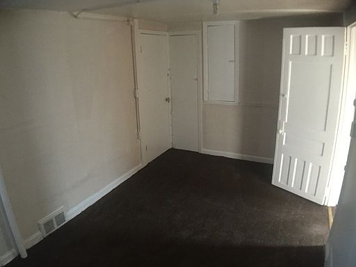 2nd image of 400 W 23rd St APT 9