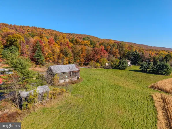 820 State Rd, Shamokin, PA 17872