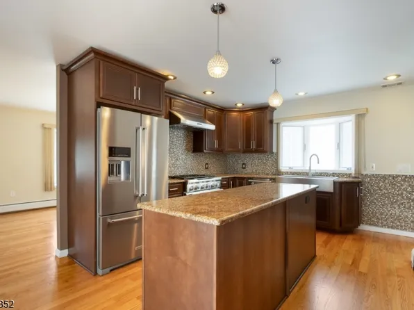 118 Monroe St, Wanaque Boro, NJ 07420