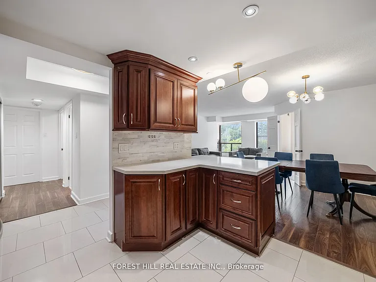 500 Glencairn Ave #303 — Photo 15