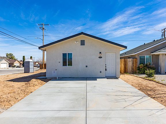 2nd image of 1325 Sims St