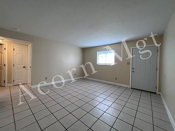 2nd image of 497 E Oakland Ave APT 3