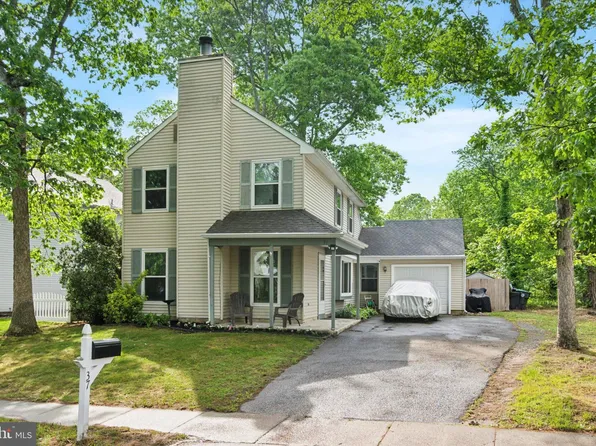 37 Brookview Dr, Atco, NJ 08004