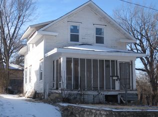 2240 Poplar Ave, Kansas City, MO 64127