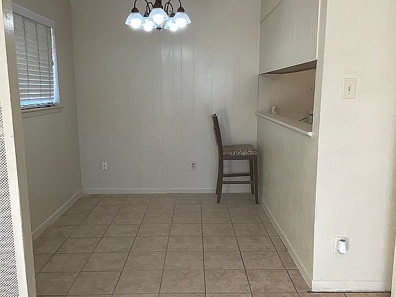 5th image of 8807 Brookfield Dr