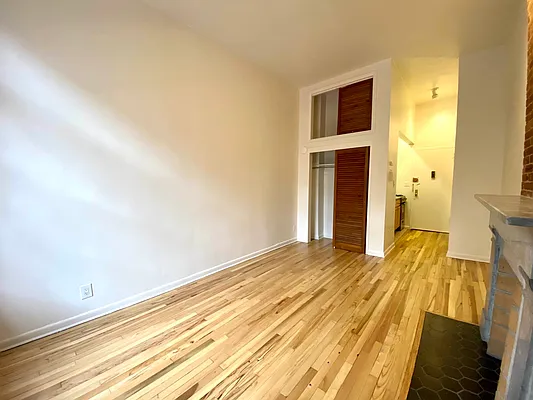 Rented by Corcoran | media 3