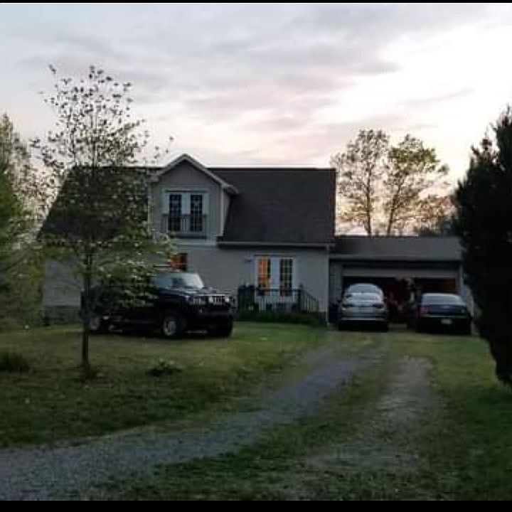 2nd image of 636 Back Petros Rd