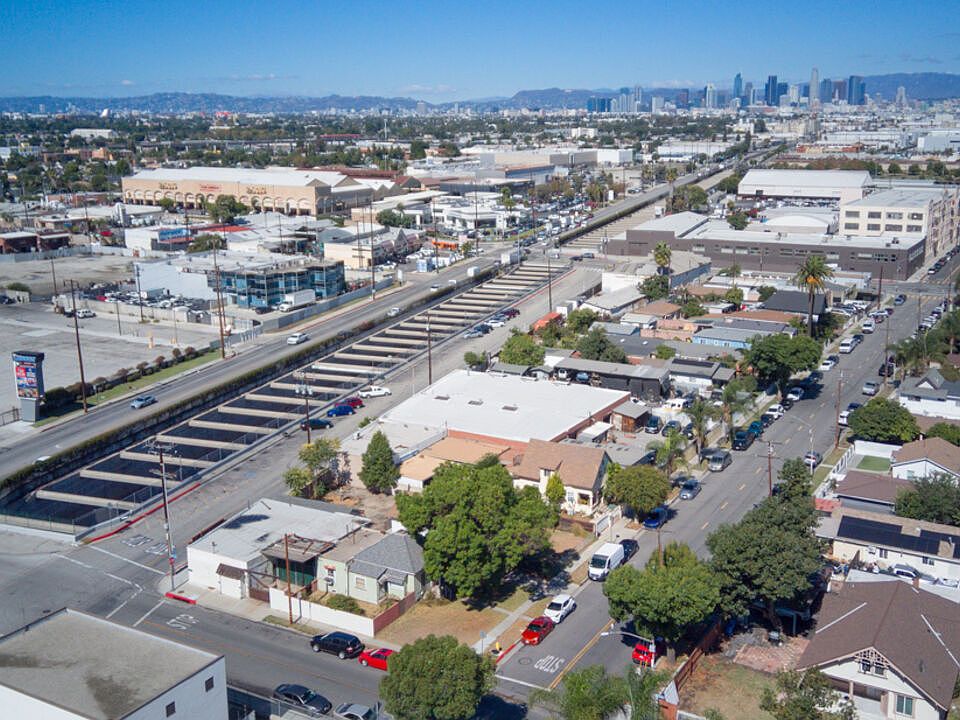 TDYページ 6535 Regent St, Huntington Park, CA 90255 | MLS #26846005 | Zillow