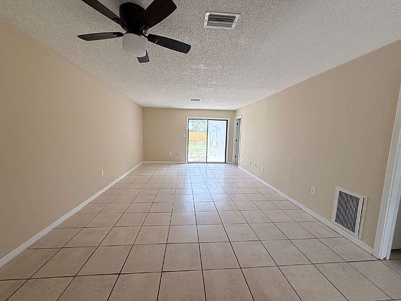 3rd image of 614 Jupiter Ave NW