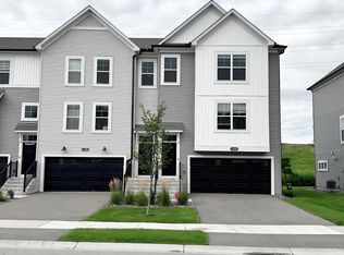 13391 Territorial Cir N, Maple Grove, MN 55369