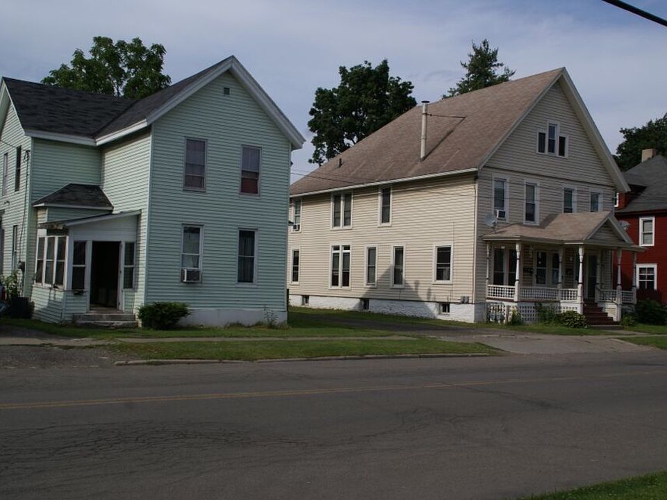 1st image of 14 Elm St #2