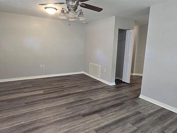 2nd image of 2605 NE 22nd Ave
