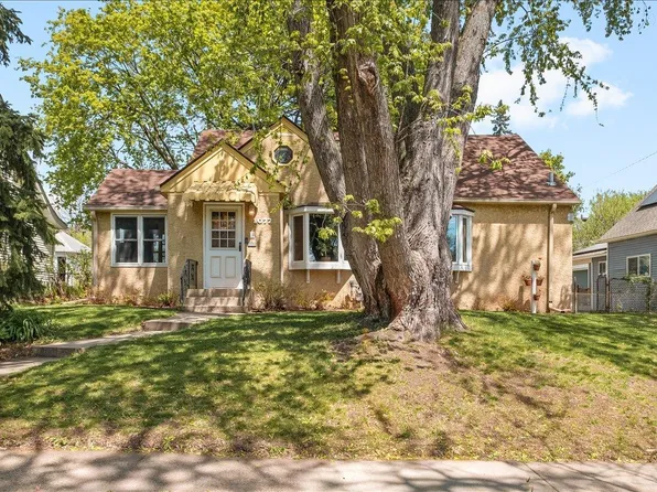 1077 Lafond Ave, Saint Paul, MN 55104