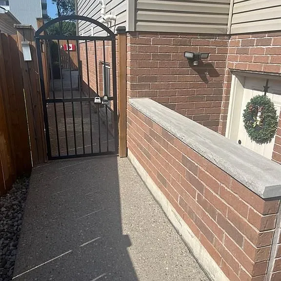 6311 Bellevue St #LOWER — Photo 2