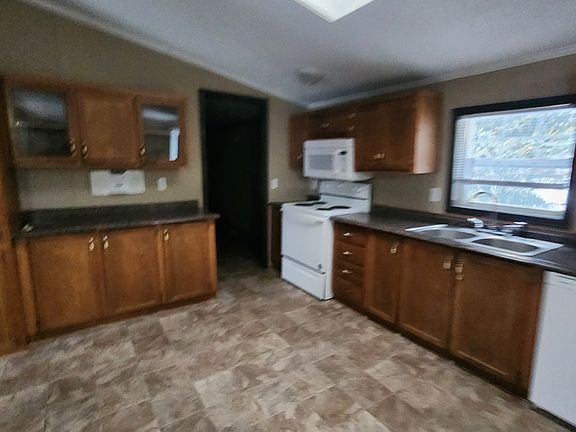 3rd image of 1148 Peach Blossom Cir
