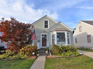 2422 Olive St, Racine, WI 53403