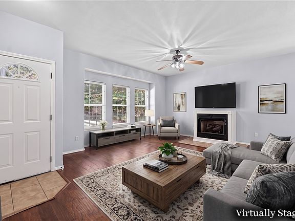 2nd image of 9 Llanon Ln