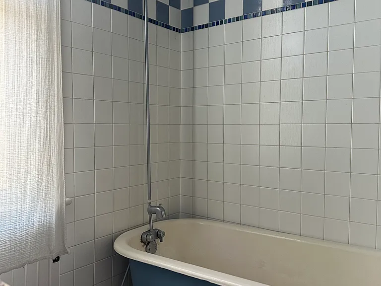 23 E 33rd St #B — Photo 6