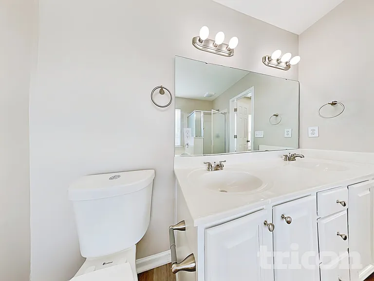 409 Baneberry Ln — Photo 11