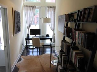105 N 2nd St #X09, Philadelphia, PA 19106