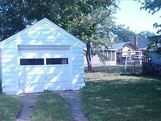 2nd image of 7116 Carnation Ave