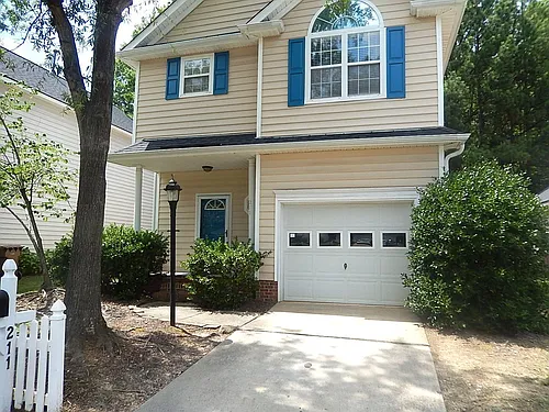 211 Bridgepath Dr Photo 1