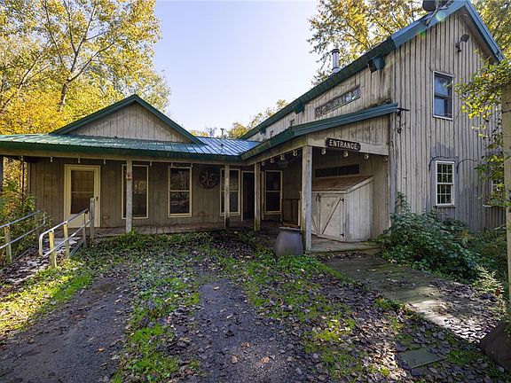 2nd image of 4968 Ontario Center Rd