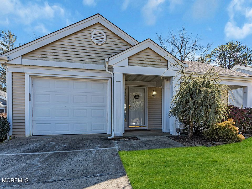 1st image of 1535 Serrata Way