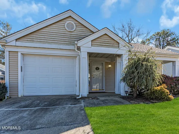 1535 Serrata Way, Toms River, NJ 08755