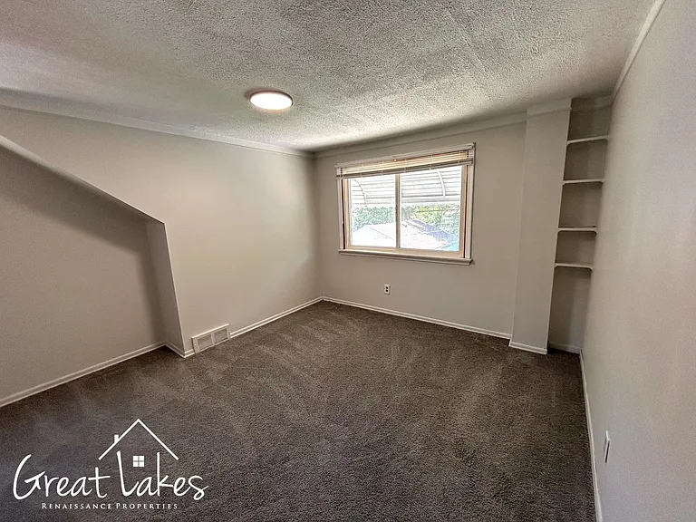 20461 Kingsville St — Photo 17