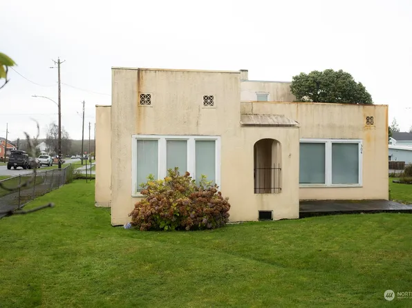 304 Emerson Avenue, Hoquiam, WA 98550