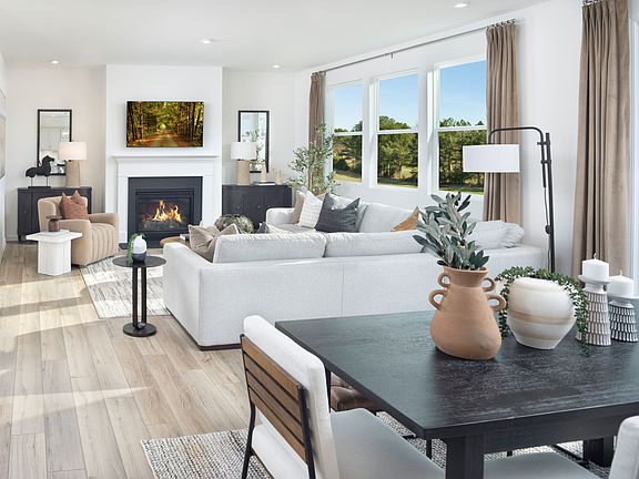 Sequoia model dining area and great room.