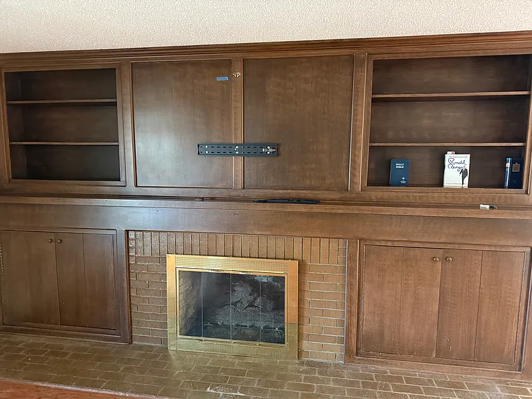 106 Ridge Pl — Photo 2