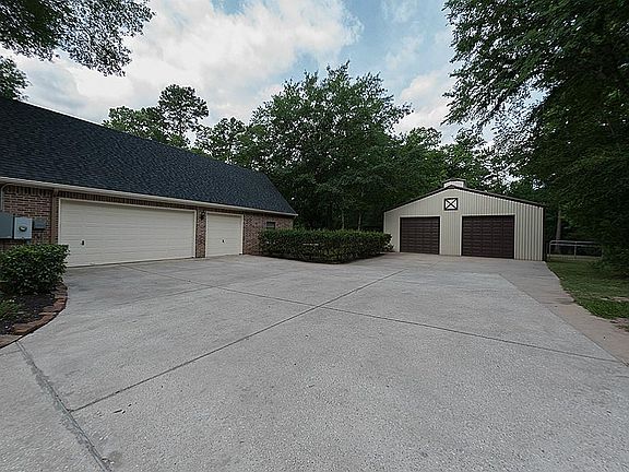 3rd image of 37511 Pinwood Ct