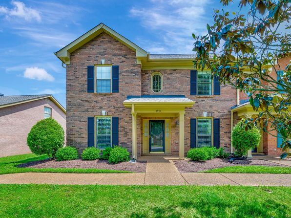 8910 Sawyer Brown Rd, Nashville, TN 37221