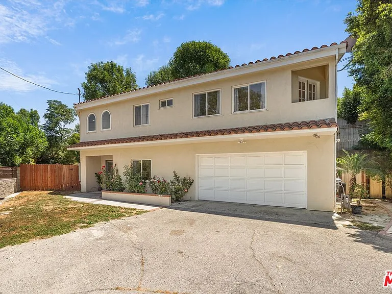 5216 Sale Ave — Photo 4