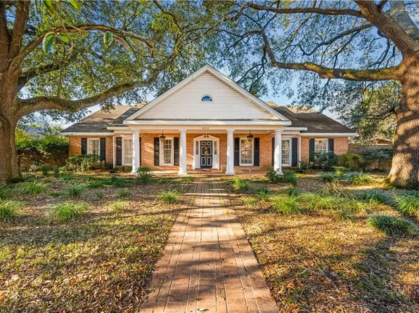 4210 Wellington Blvd, Alexandria, LA 71303