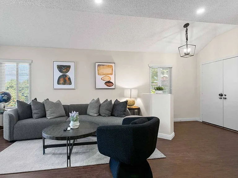 2910 Malaga Cir #A — Photo 6