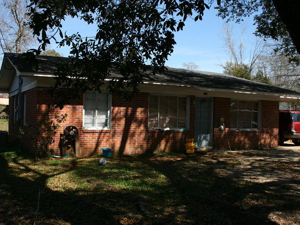 1st image of 517 Flowers Dr