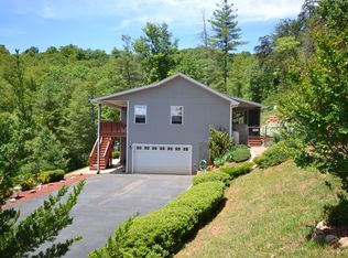 229 Scarlett Ridge Dr, Marshall, NC 28753