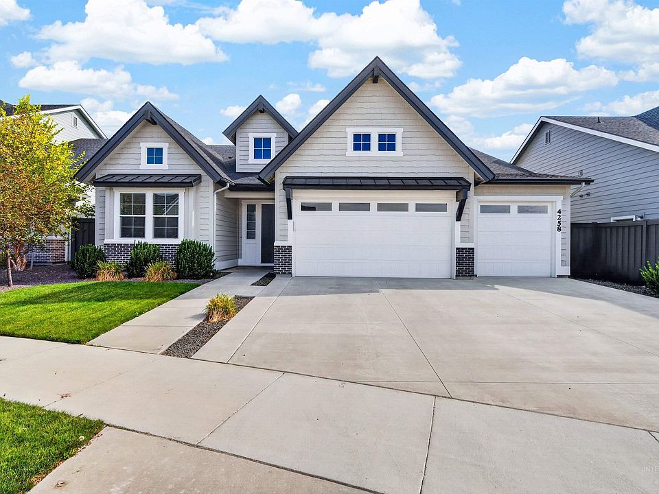 1st image of 4258 N Brody Way
