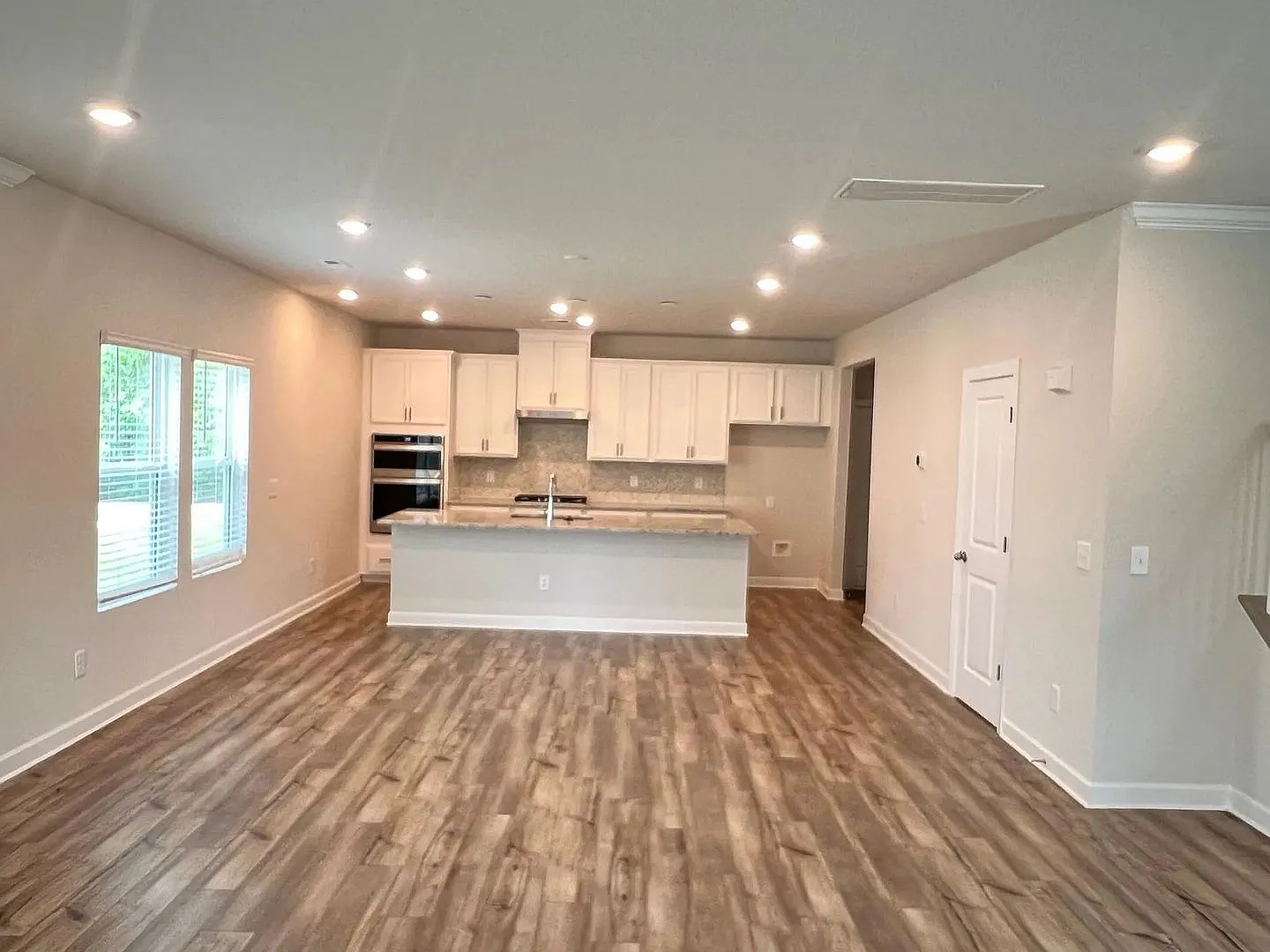 Rooms in 4 Bedroom Home at Laughing Gull Dr — Photo 4