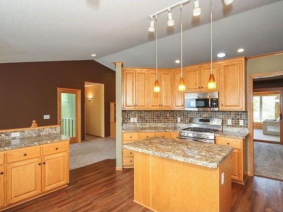 3rd image of 8672 Maryland Ct N