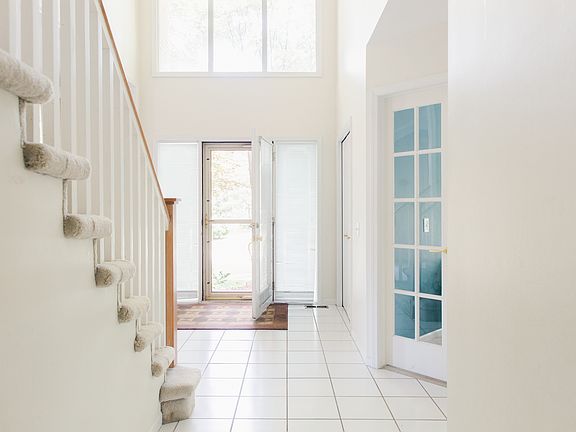 5th image of 6167 Mission Dr