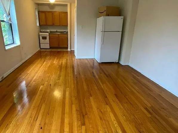 (undisclosed Address), Jamaica, NY 11435