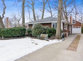 616 Arbor Ln, Glenview, IL 60025