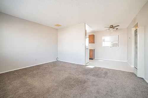 2310 E Jagerson Ave #B Photo 1