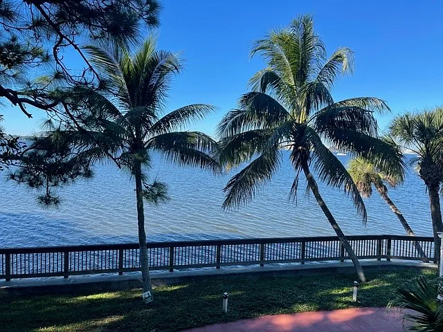 225 S Tropical Trl #619