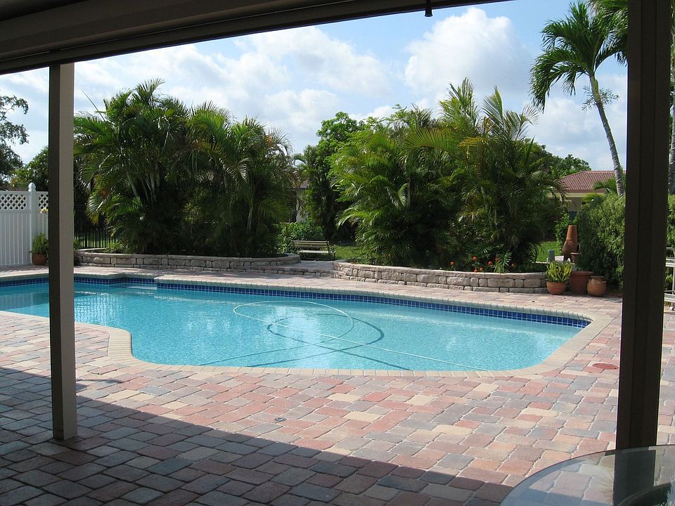 Pool/Deck