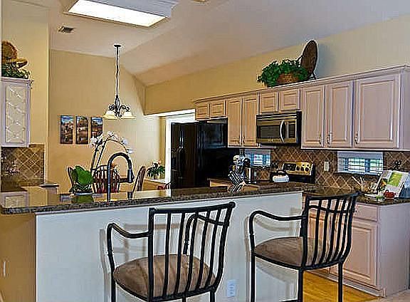 4th image of 800 High Meadow Ct